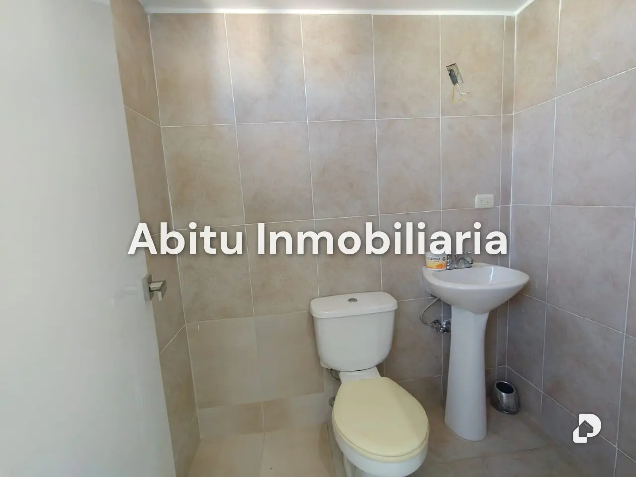 Apartamento en Catia La Mar – 17