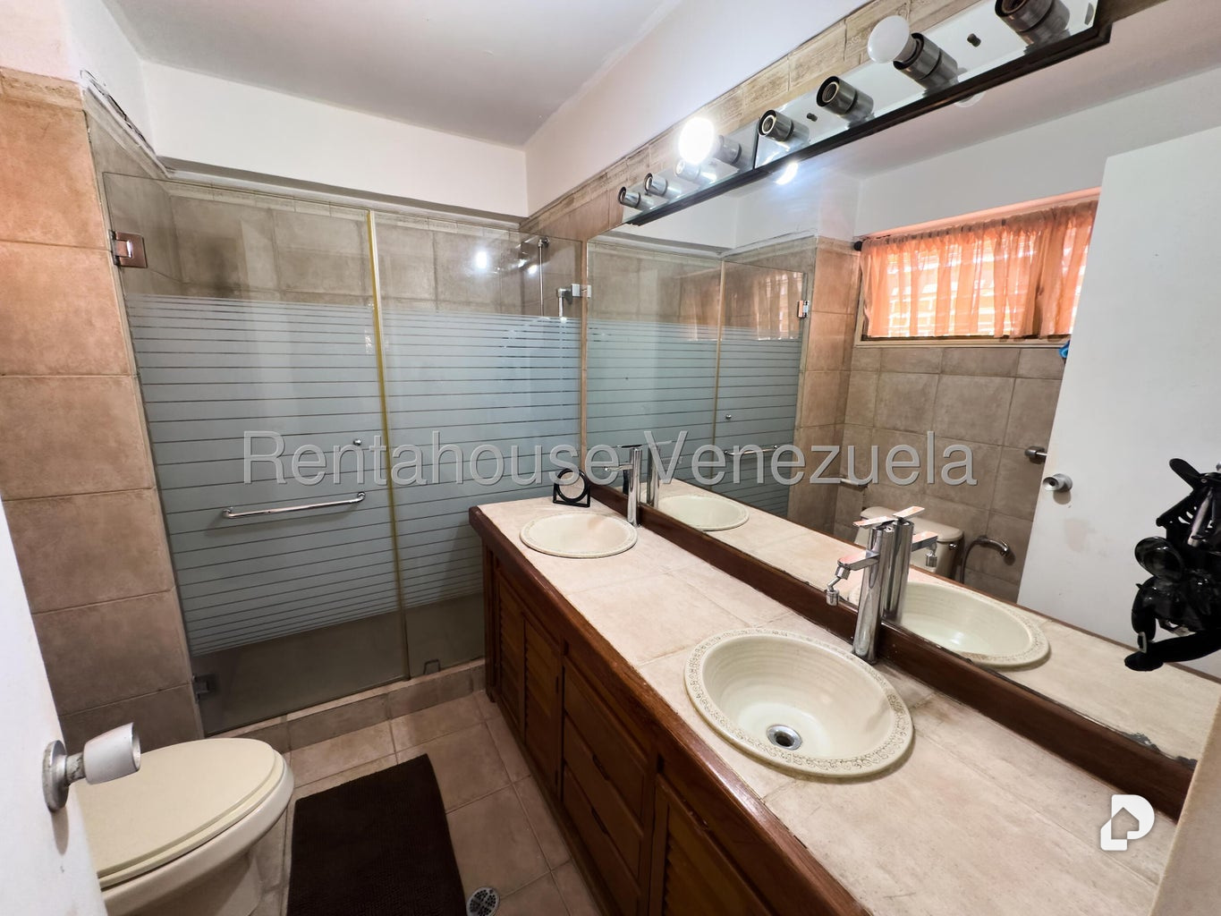 Apartamento en Los Naranjos (del Cafetal), Caracas