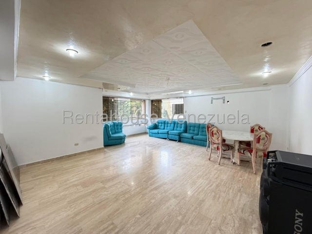 Apartamento en La Urbina, Caracas - 1
