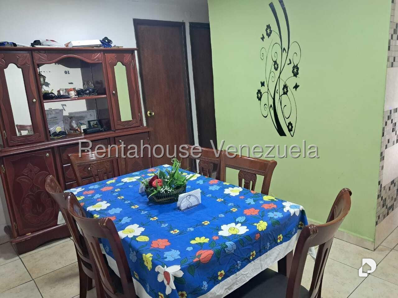 Apartamento en Lomas de Urdaneta, Caracas – 2