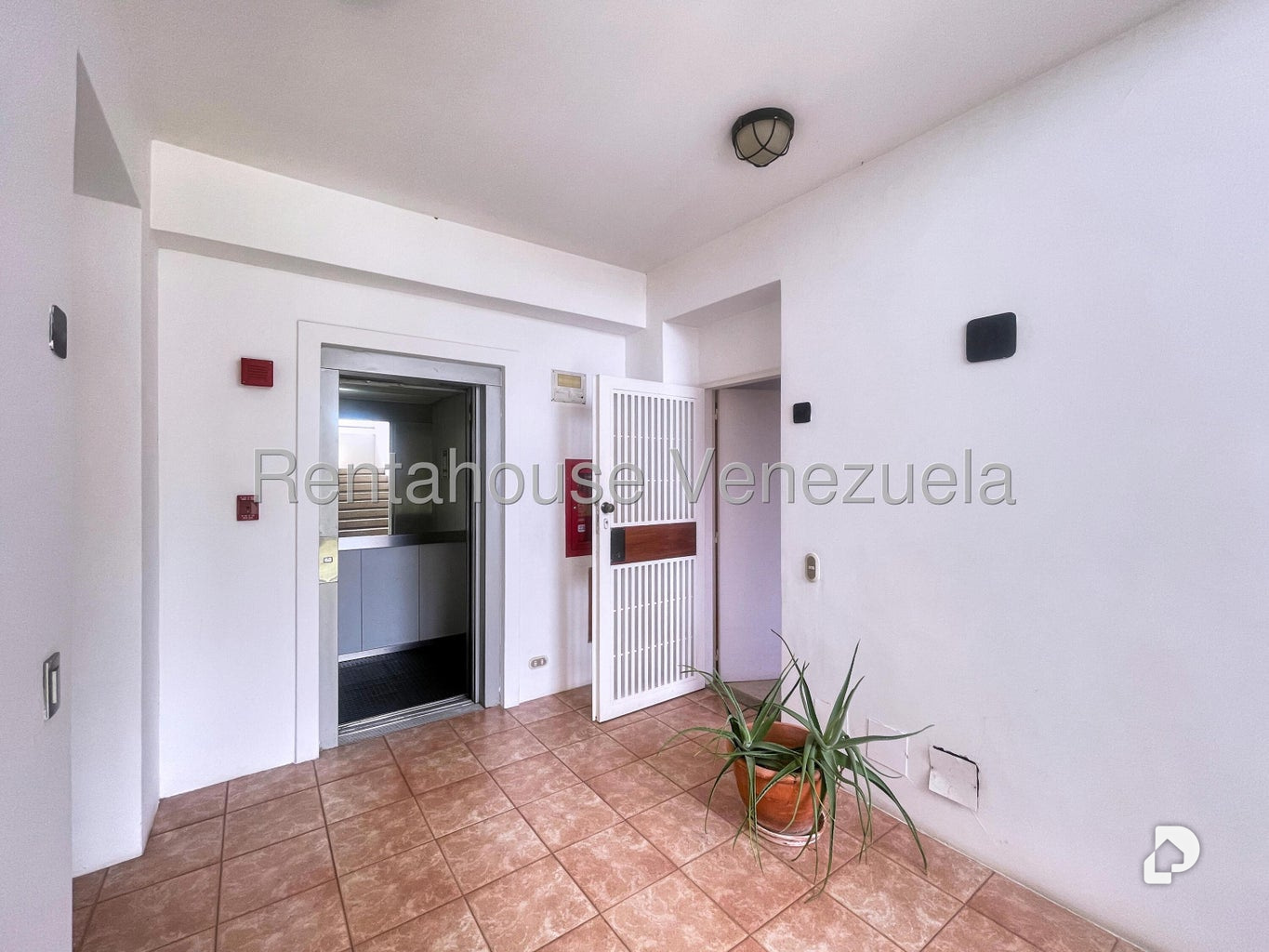 Apartamento en La Unión, Caracas – 2