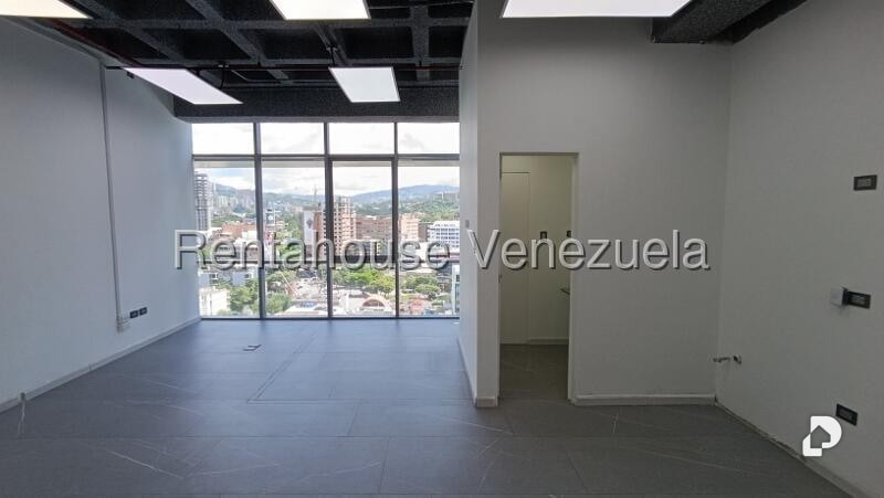 Oficina en Las Mercedes, Caracas – 8