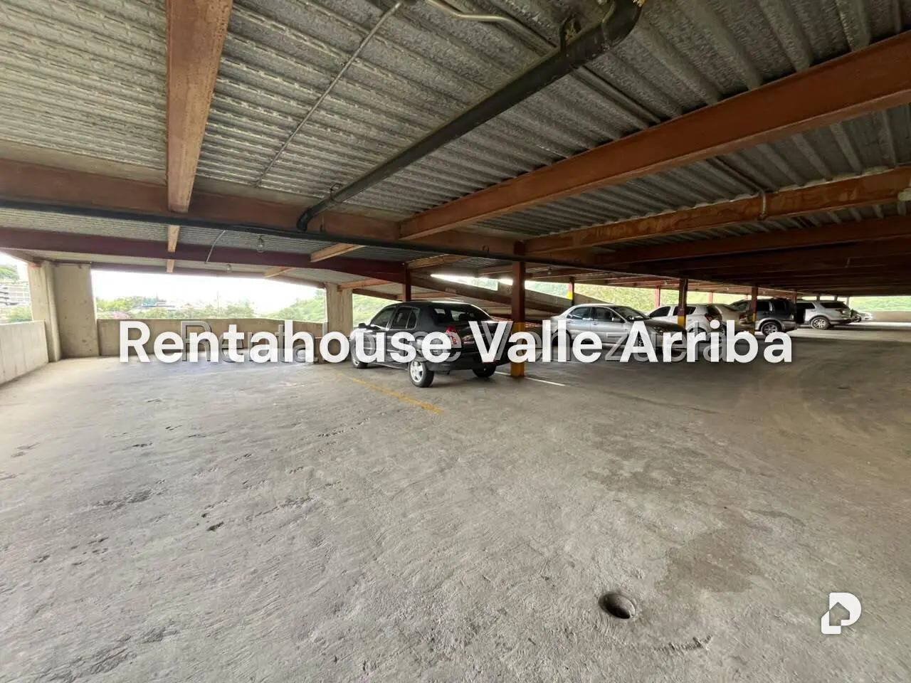 Apartamento en Los Naranjos Humboldt, Caracas – 11