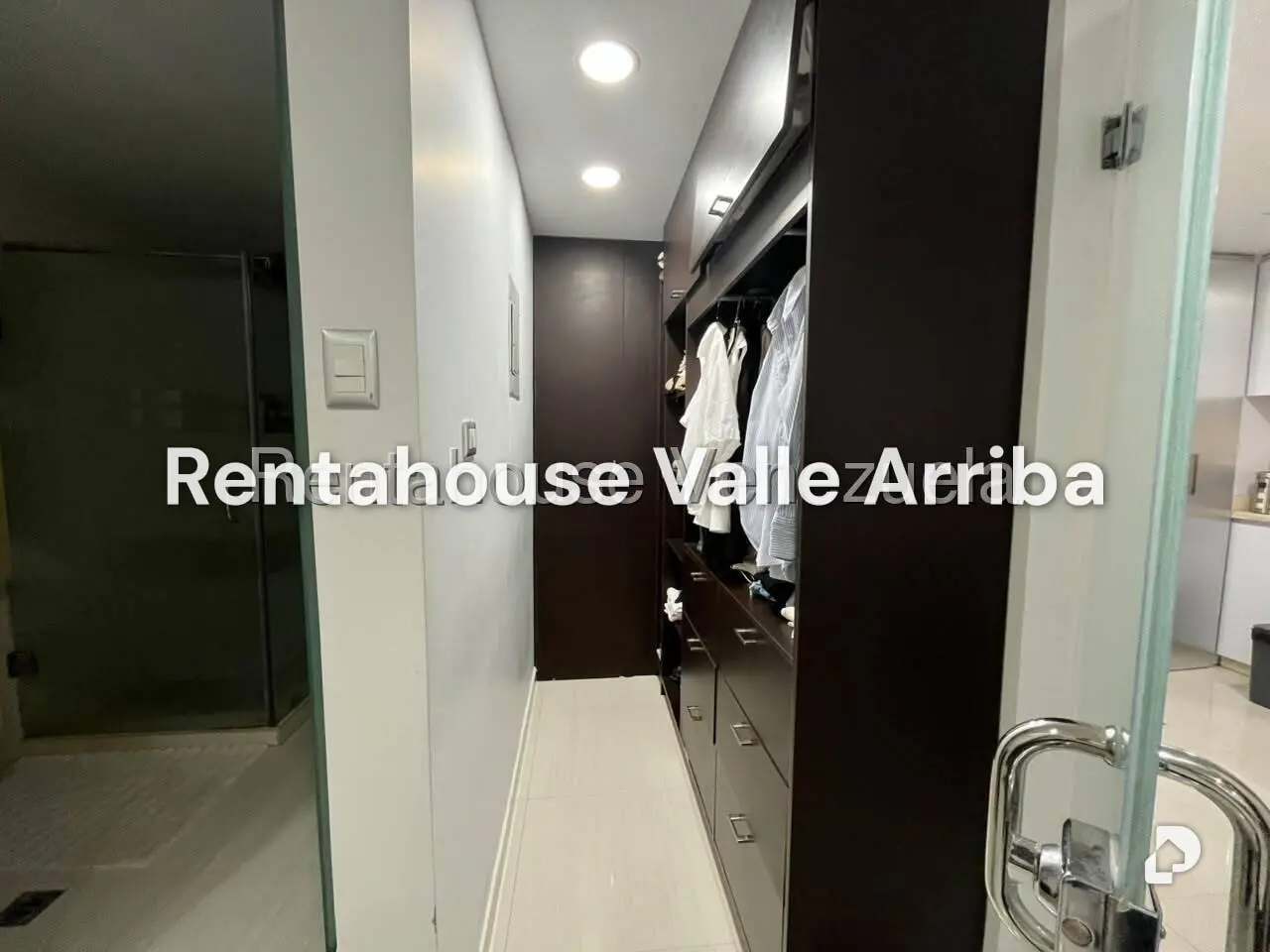 Apartamento en Los Naranjos Humboldt, Caracas – 8