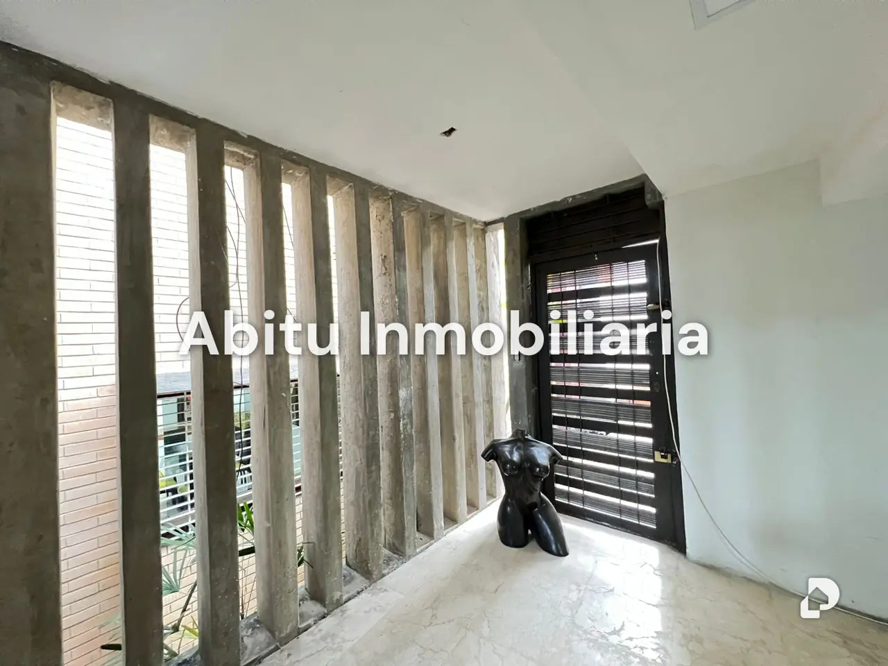 House in Cumbres de Curumo, Caracas – 10