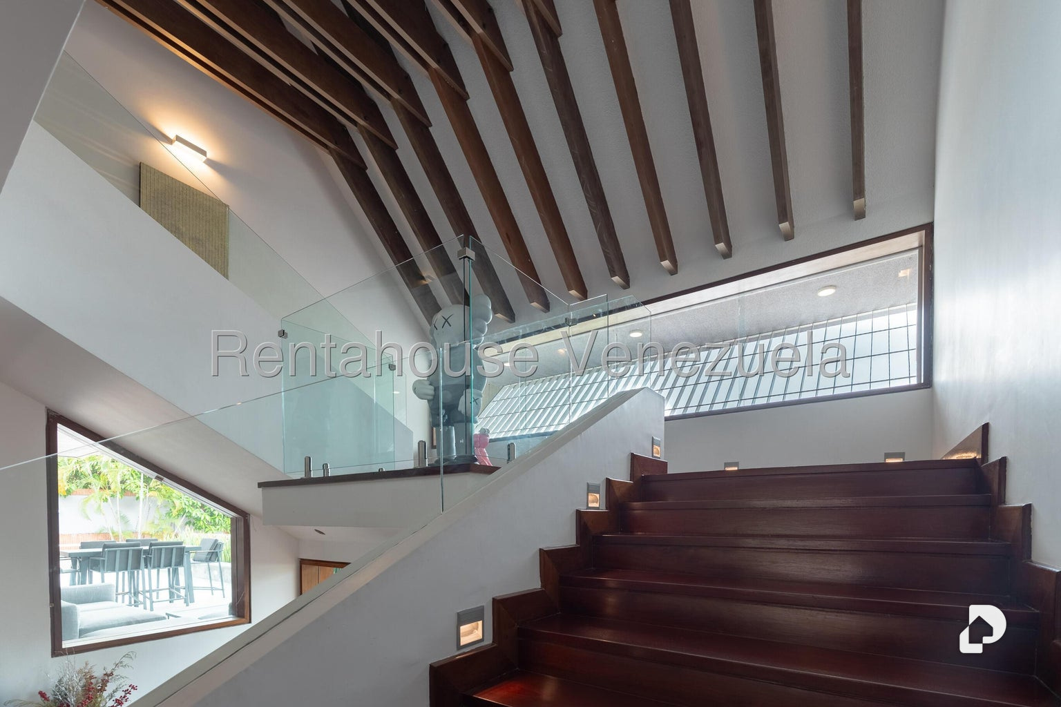 Casa en Cerro Verde, Caracas – 30