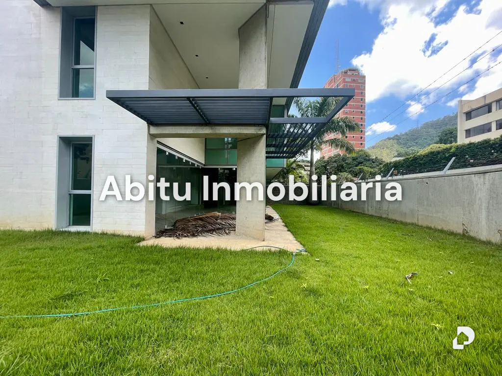 Apartamento en Altamira, Caracas – 1