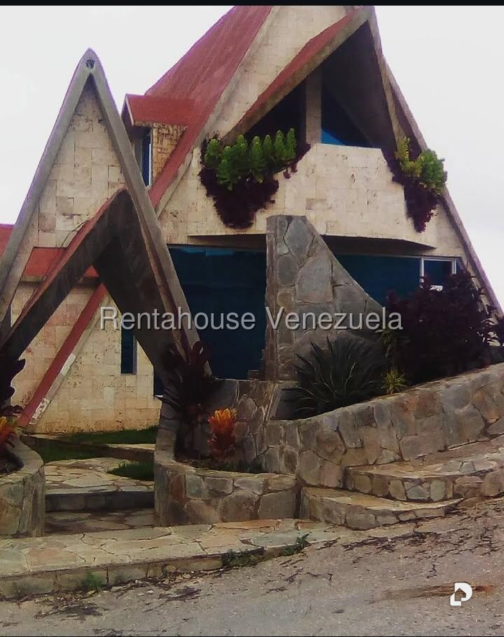 Casa en Club de Campo, San Antonio de Los Altos – 2