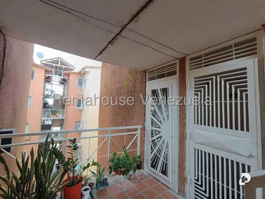Apartamento en Santa Rita, Maracay – 9