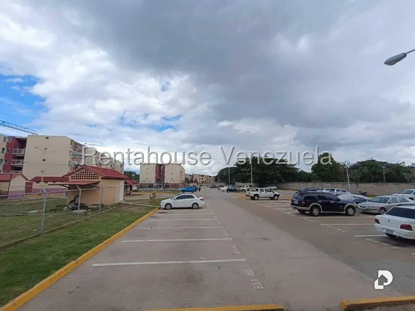 Apartamento en Santa Rita, Maracay – 10