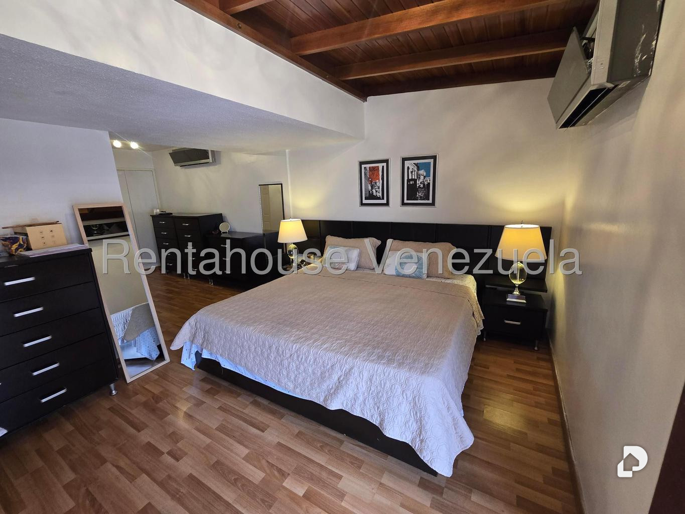 Apartamento en El Rosal, Caracas – 9