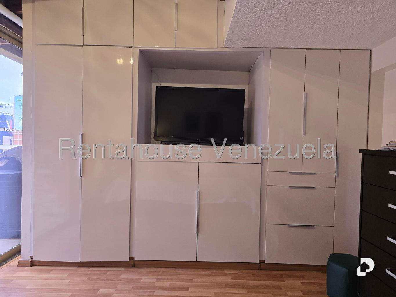 Apartamento en El Rosal, Caracas – 12