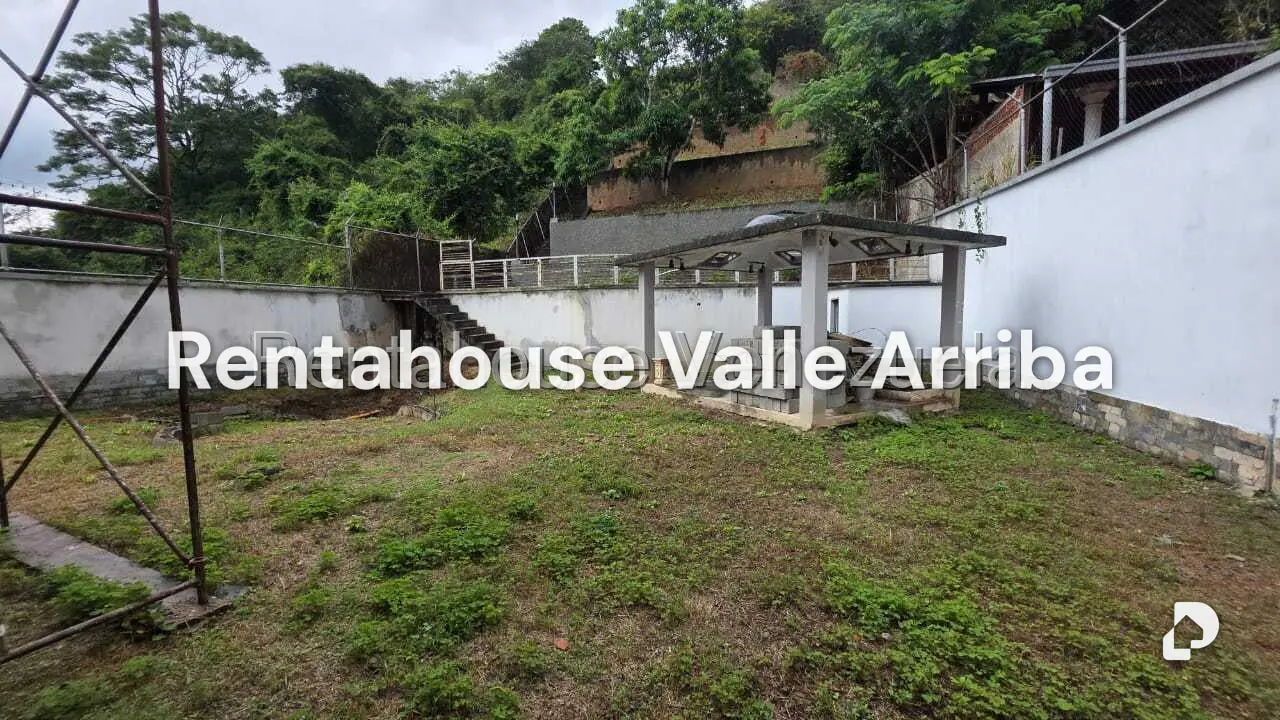 Casa en Colinas del Tamanaco, Caracas – 27