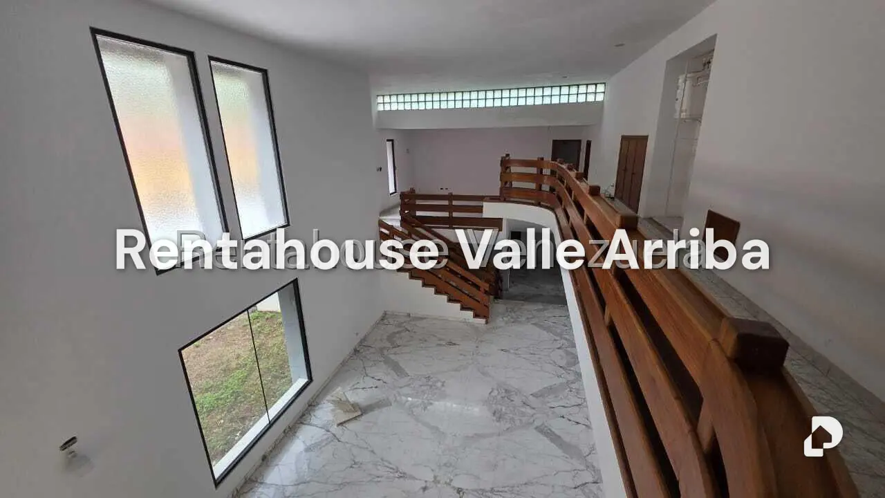 Casa en Colinas del Tamanaco, Caracas – 12