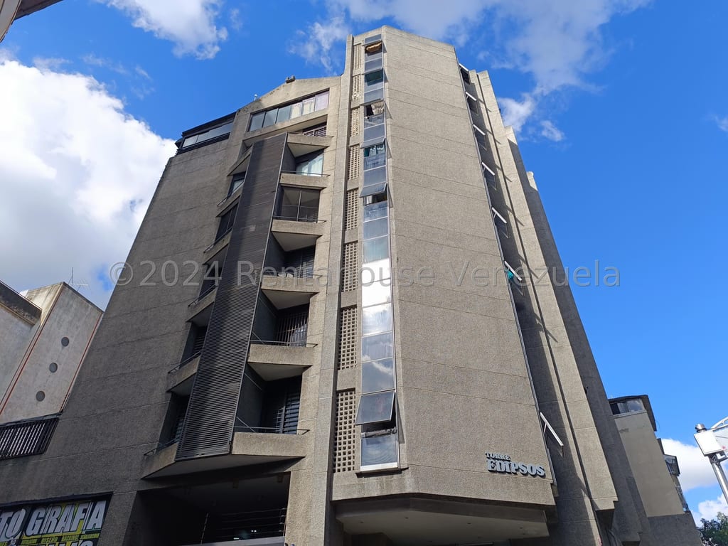 Oficina en Las Delicias de Sabana Grande, Caracas - 1