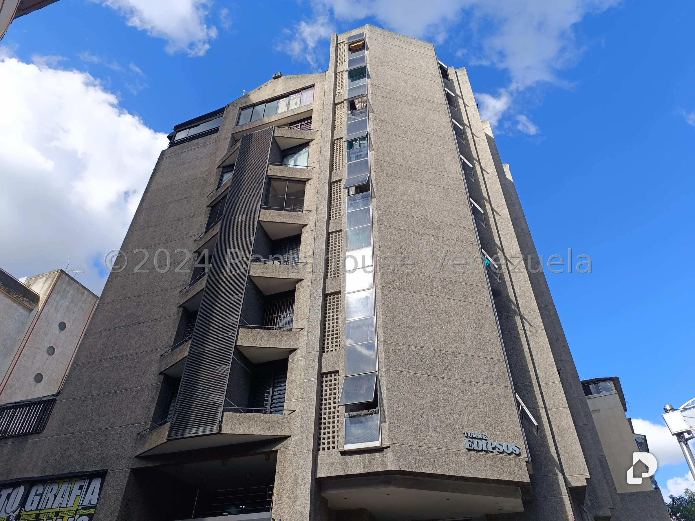 Oficina en Las Delicias de Sabana Grande, Caracas – 1