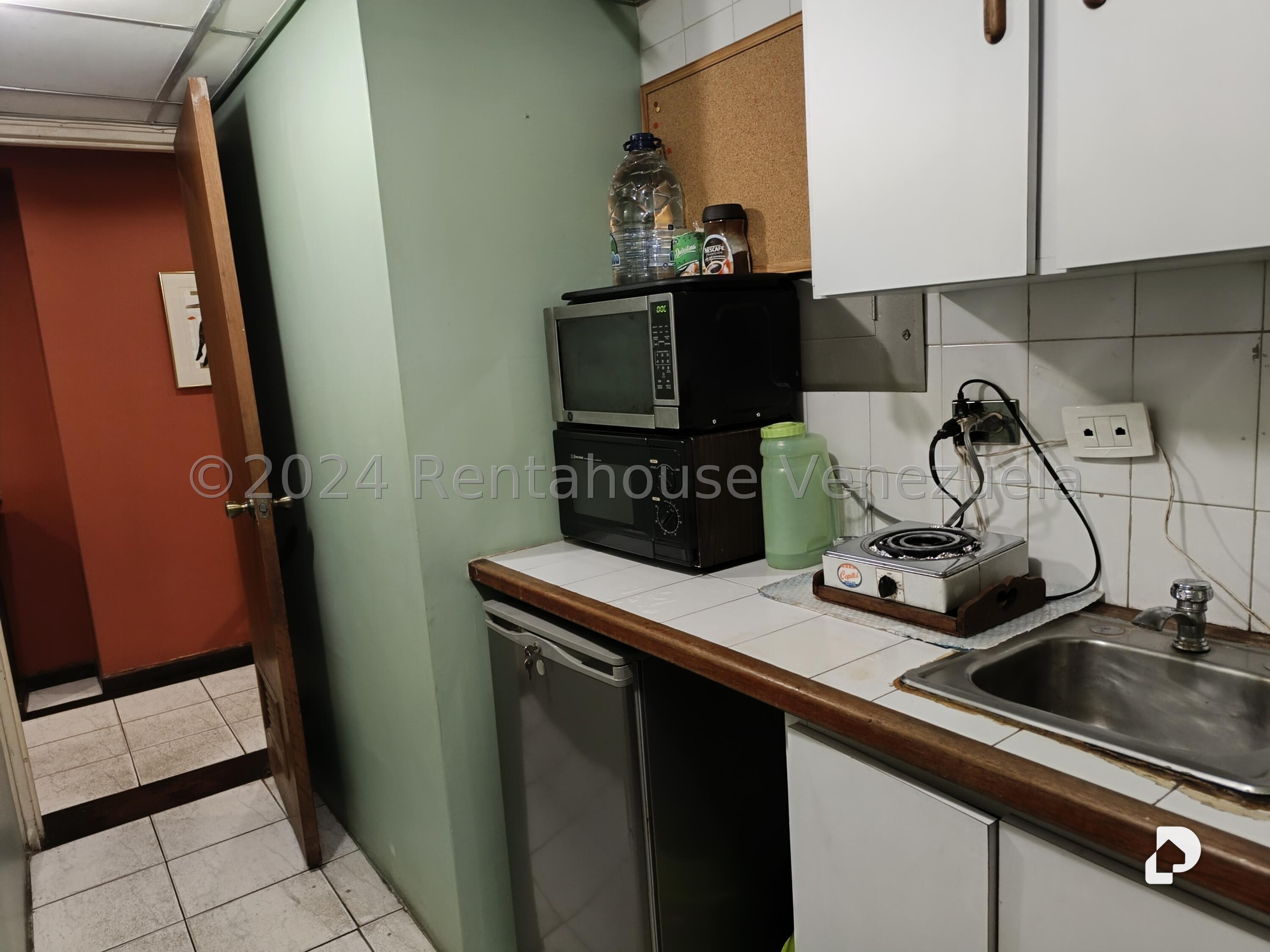 Oficina en Las Delicias de Sabana Grande, Caracas – 19