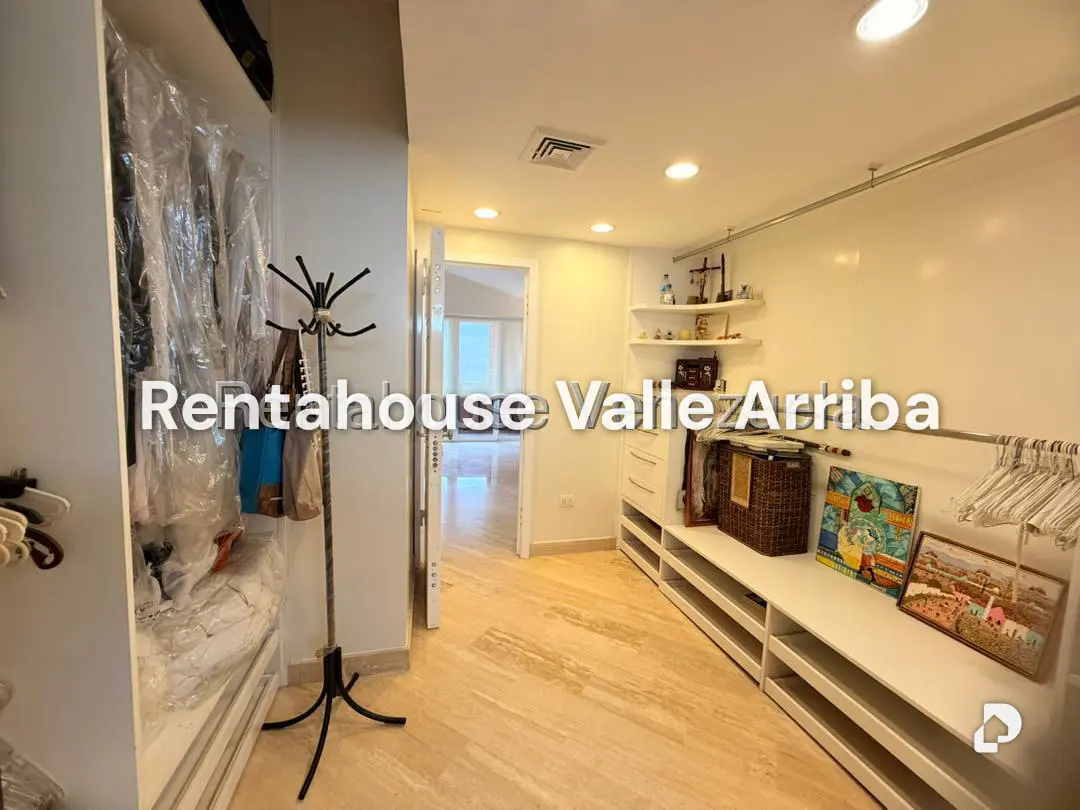 House in Loma Linda, Caracas – 26