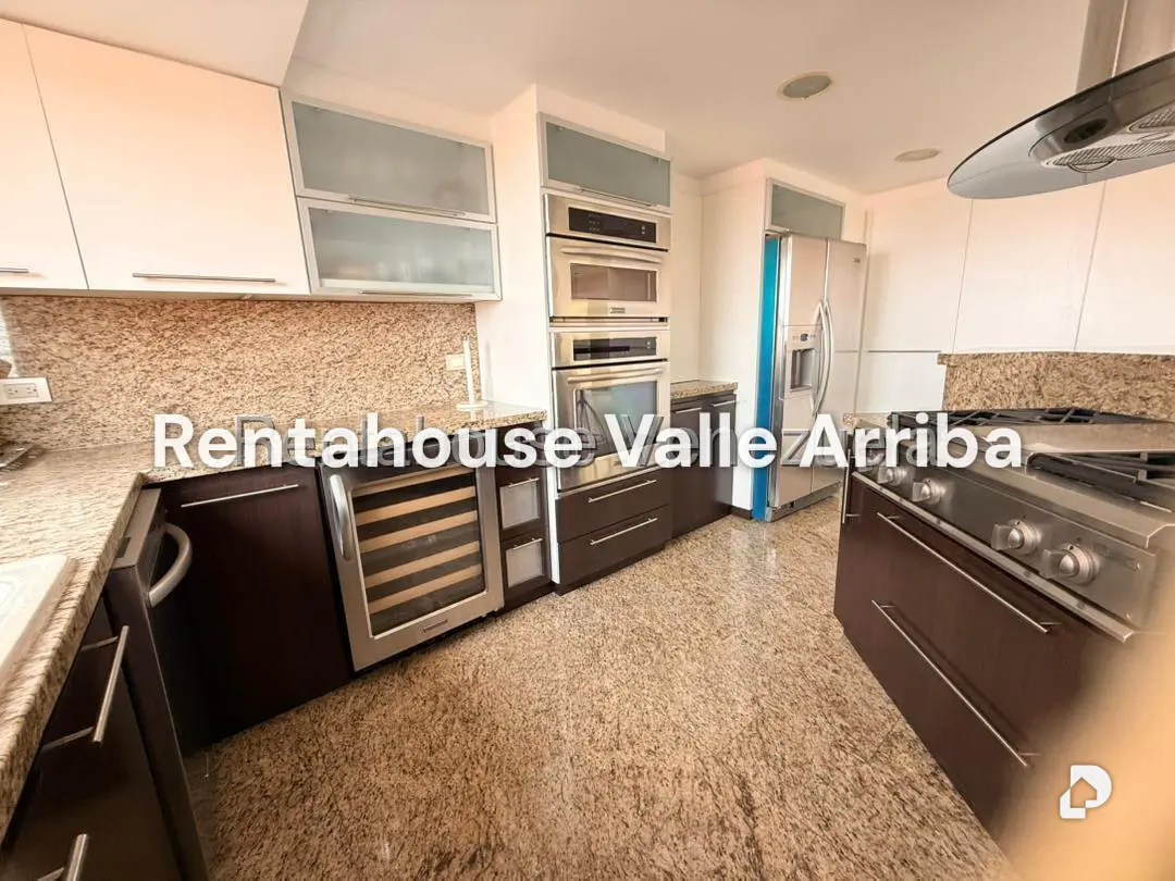 House in Loma Linda, Caracas – 17