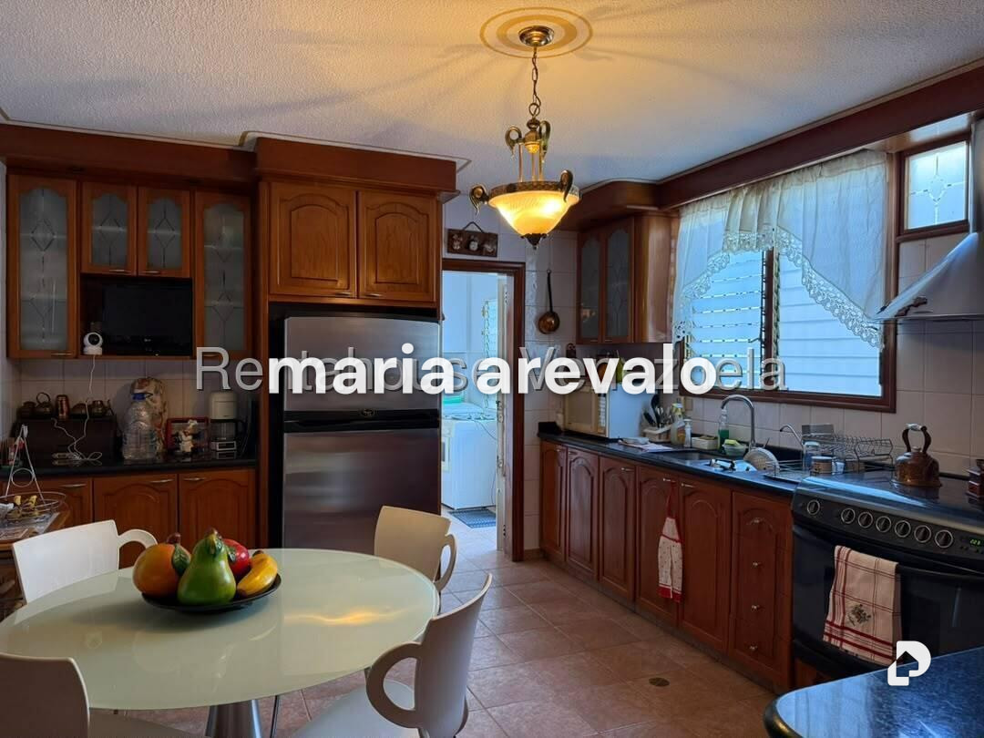 Casa en Santa Paula, Caracas – 27