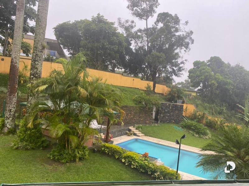 House in La Lagunita, Caracas – 15