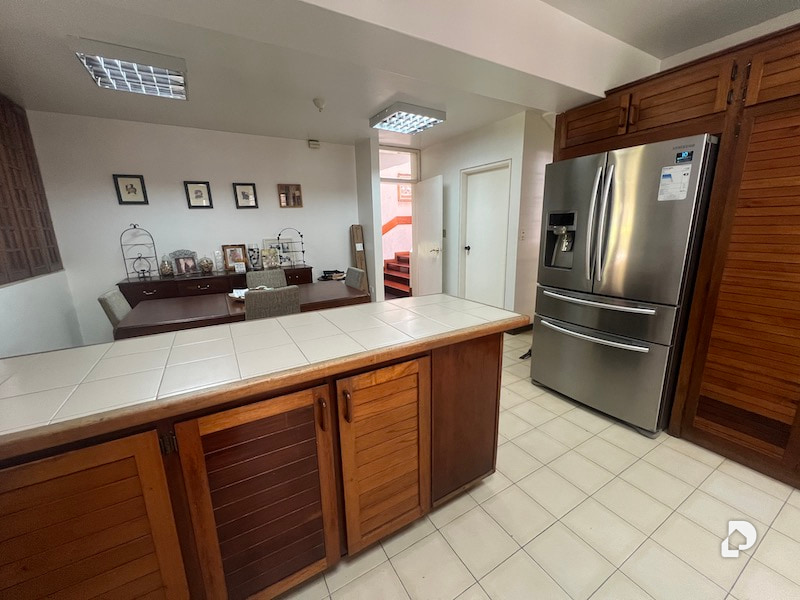 House in La Lagunita, Caracas – 19