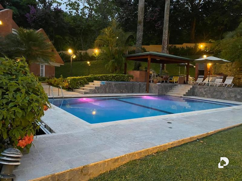 House in La Lagunita, Caracas – 14