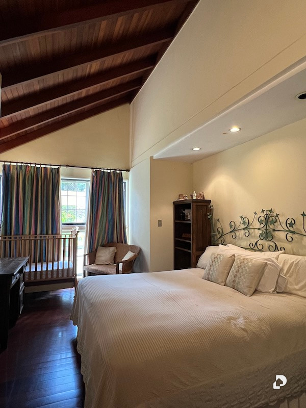 House in La Lagunita, Caracas – 26