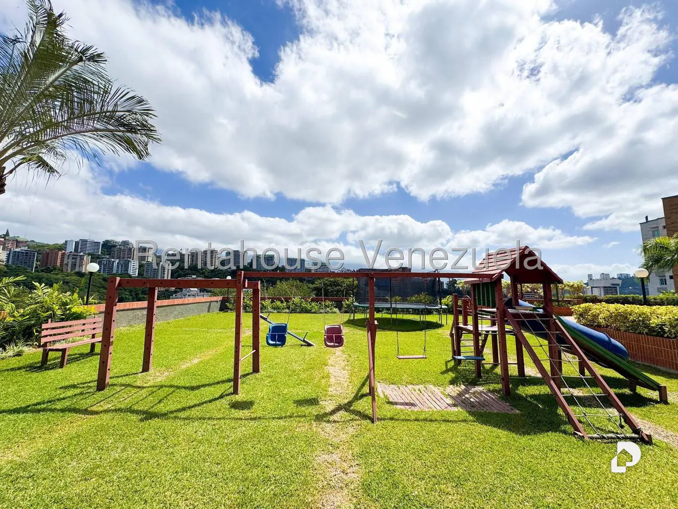 Apartamento en Lomas de La Alameda, Caracas – 55