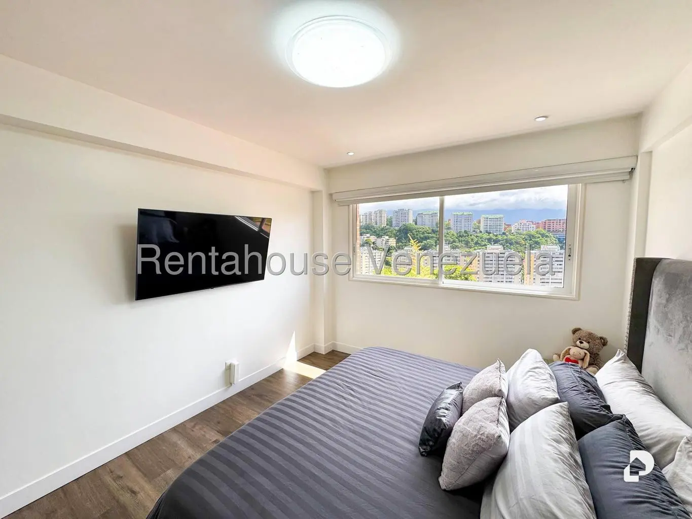 Apartamento en Lomas de La Alameda, Caracas – 35