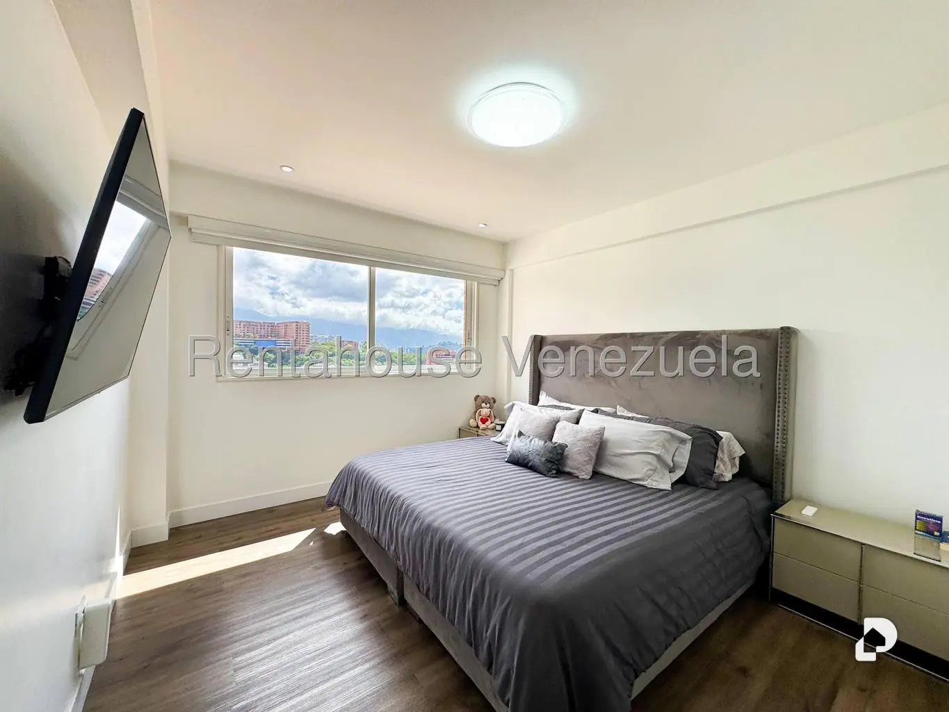 Apartamento en Lomas de La Alameda, Caracas – 33
