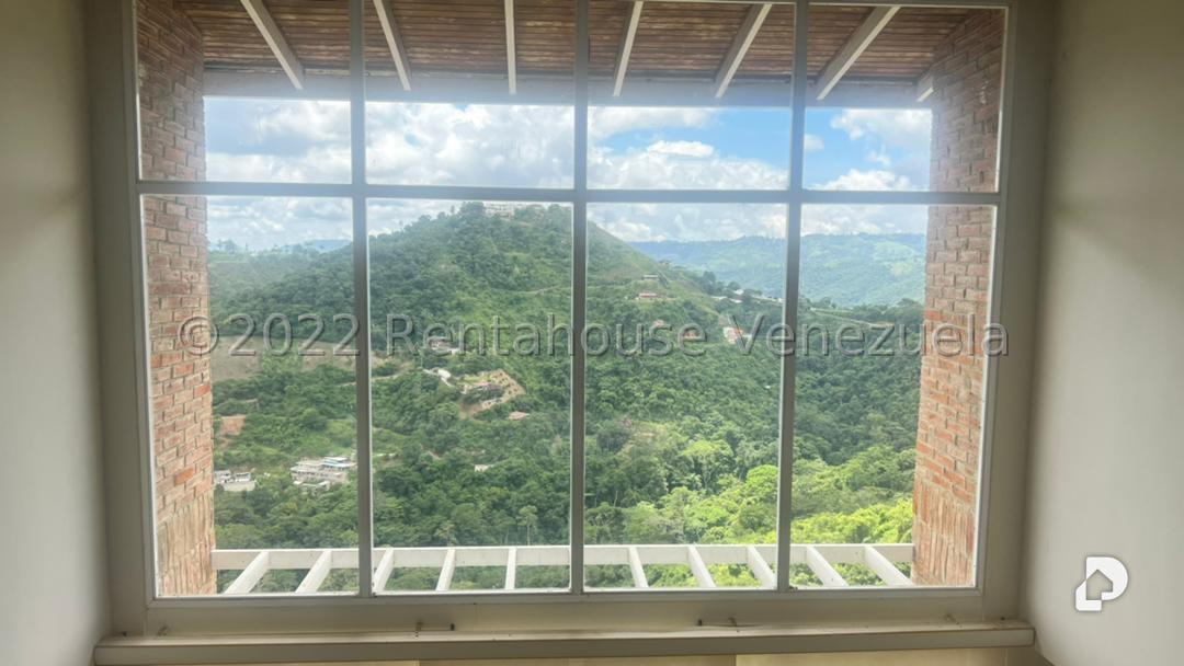 Casa en Caicaguana, Caracas – 19