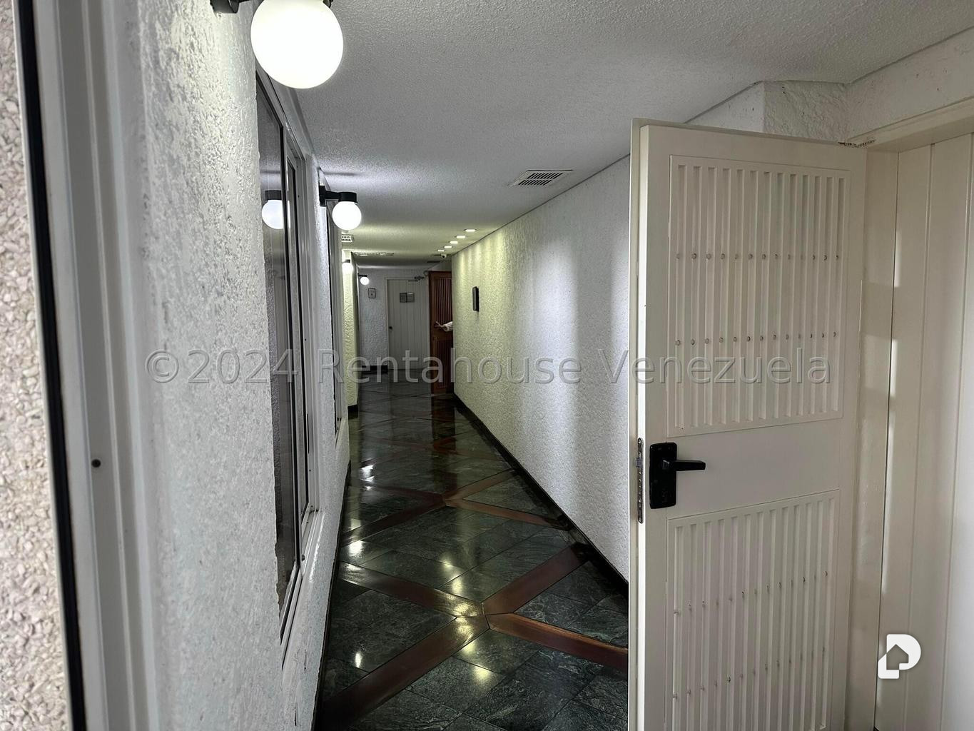 Apartamento en Altamira, Caracas – 7