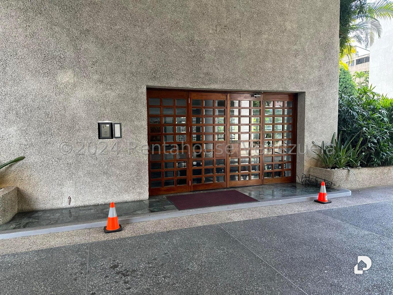 Apartamento en Altamira, Caracas – 1