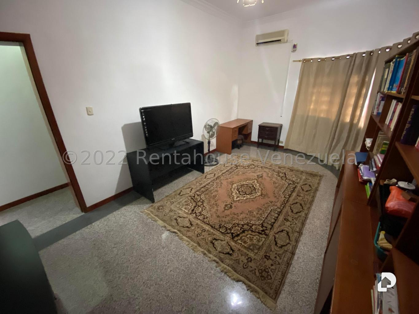 Casa en Santa Cecilia, Caracas – 20