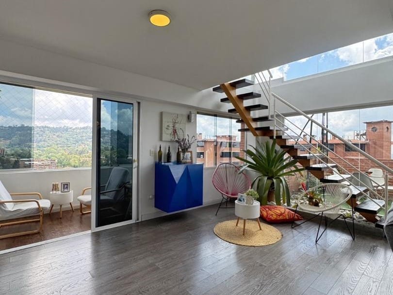 Penthouse en Oripoto, Caracas - 1
