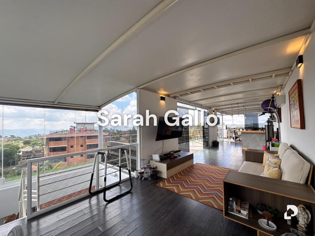 Penthouse in Oripoto, Caracas – 19
