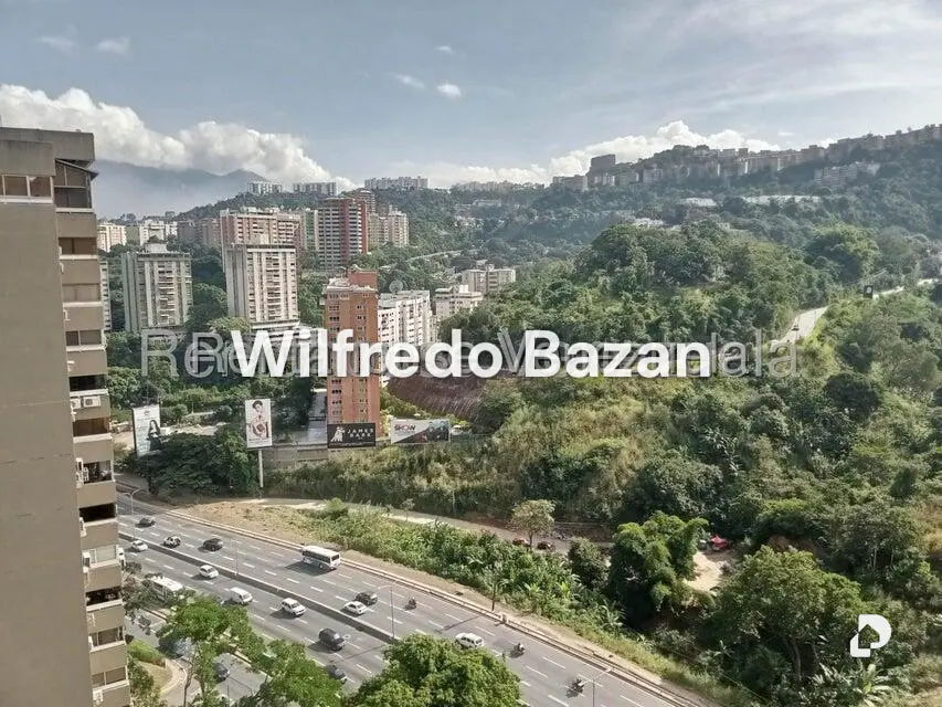 Apartamento en Santa Fe, Caracas – 11