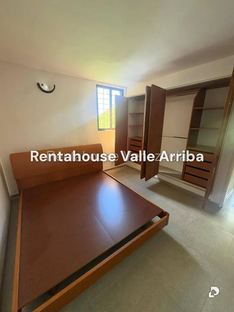 Apartamento en Colinas de La Tahona, Caracas – 3