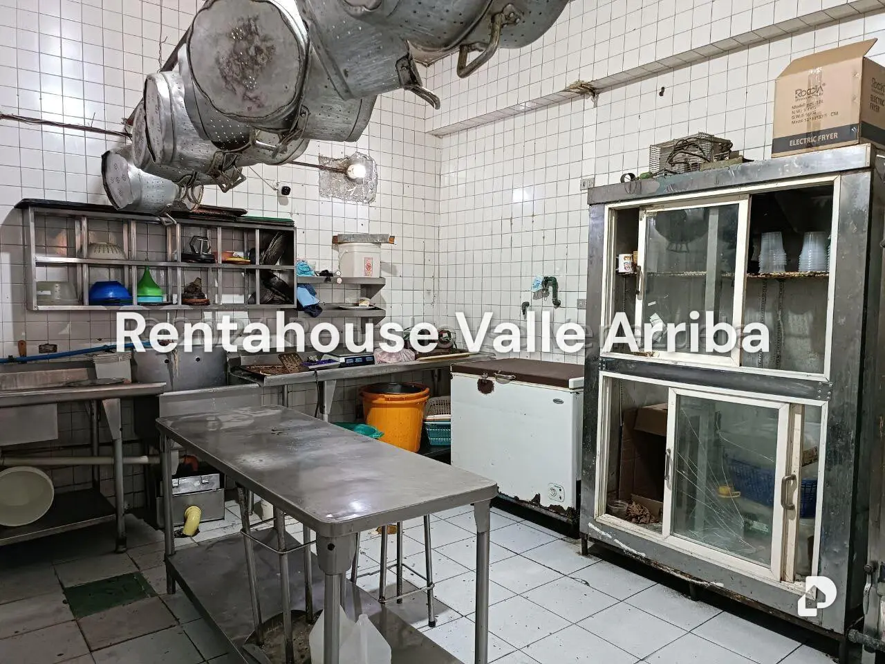 Local comercial en La Boyera, Caracas – 16