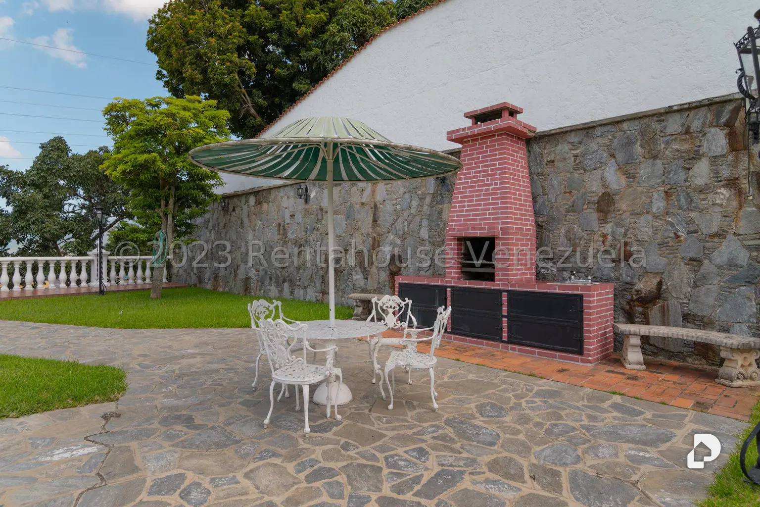 Casa en Cumbres de Curumo, Caracas – 16
