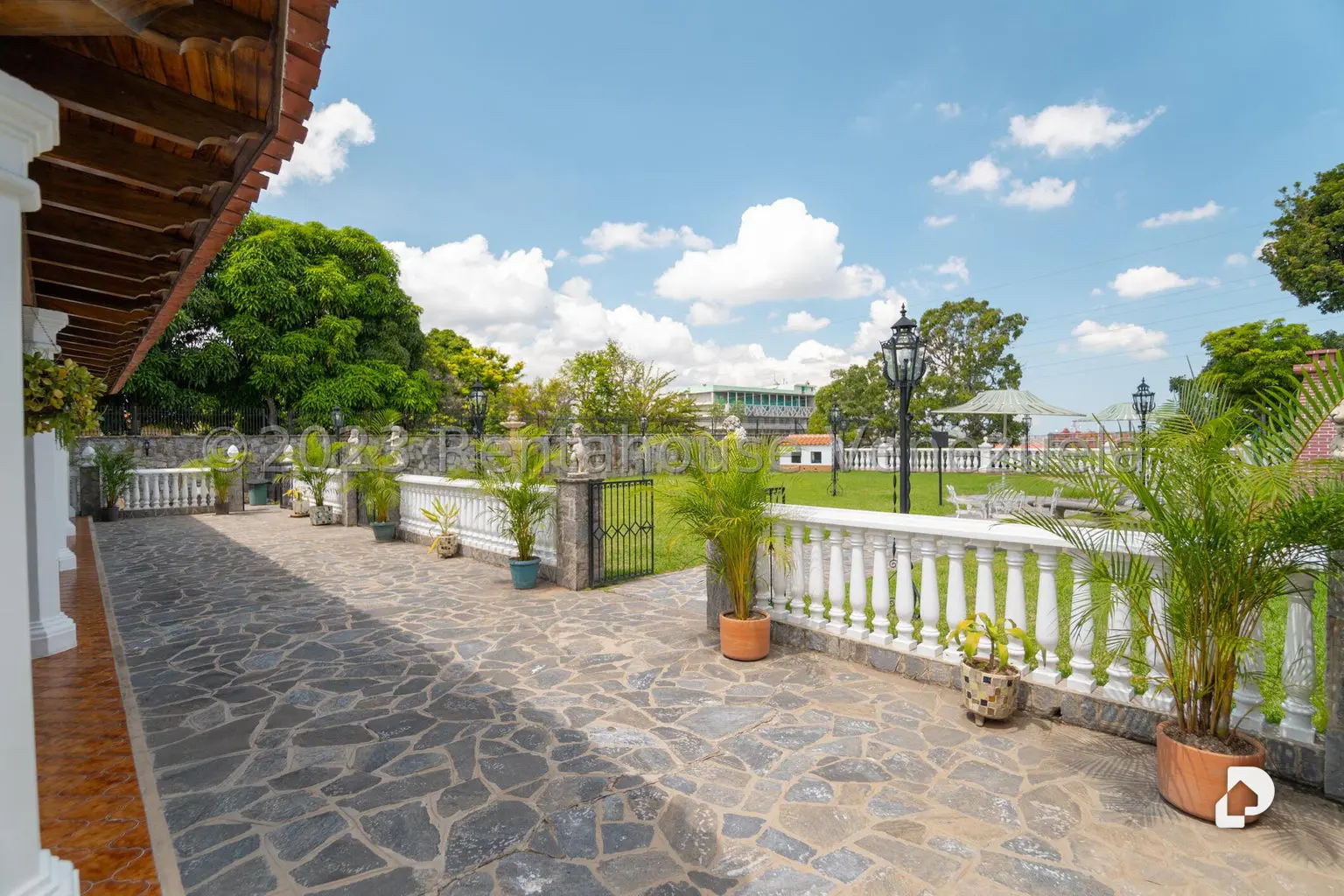 Casa en Cumbres de Curumo, Caracas – 10