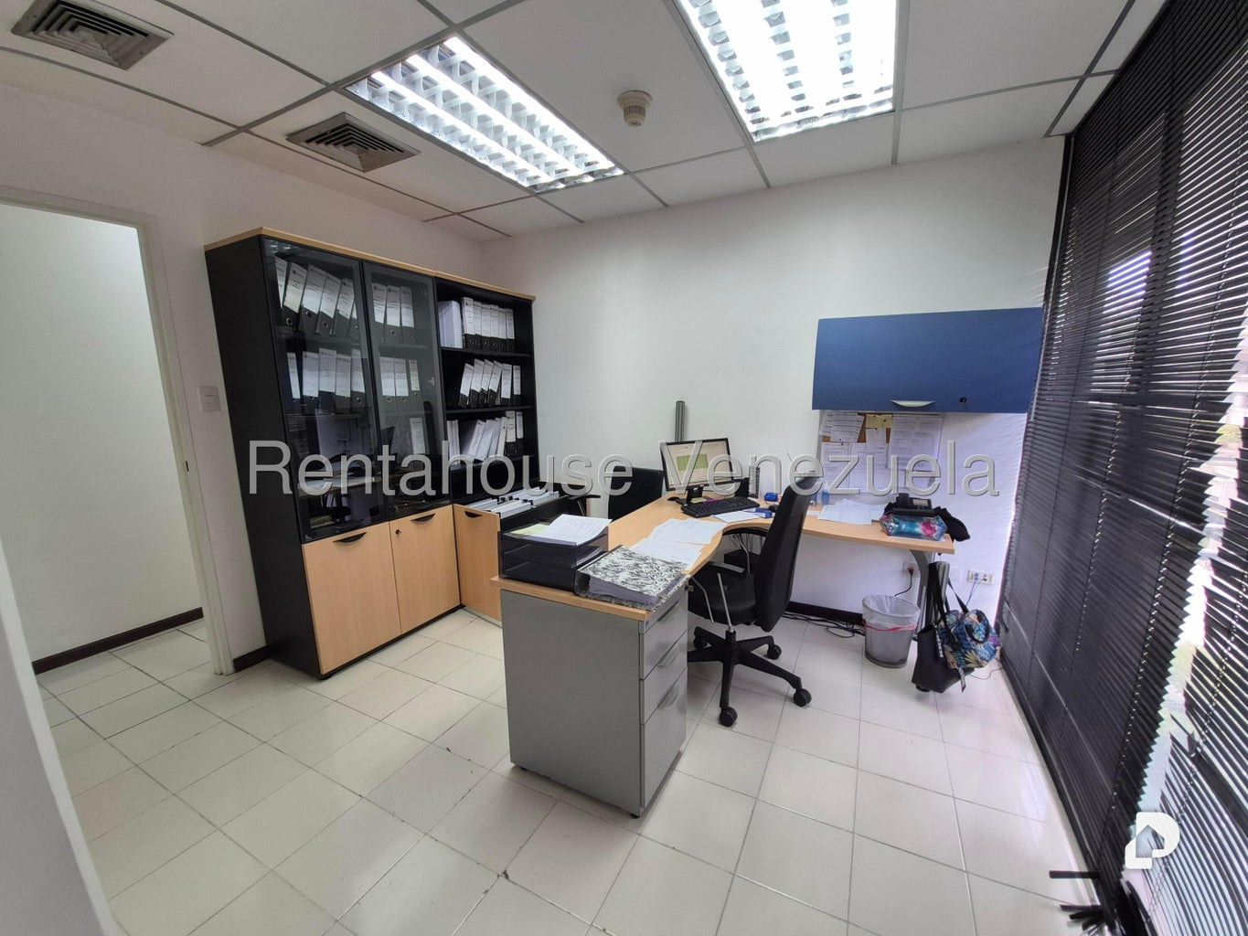 Oficina en Prados del Este, Caracas – 12