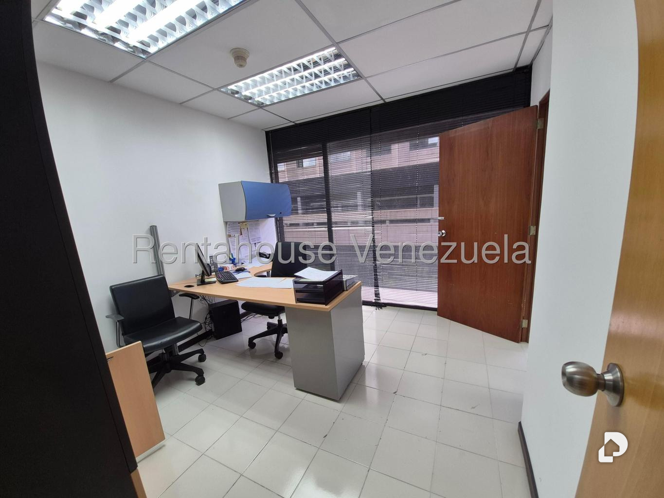 Oficina en Prados del Este, Caracas – 11