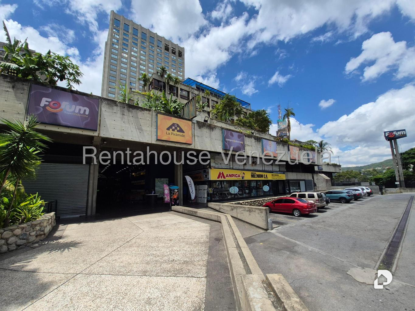 Oficina en Prados del Este, Caracas – 28