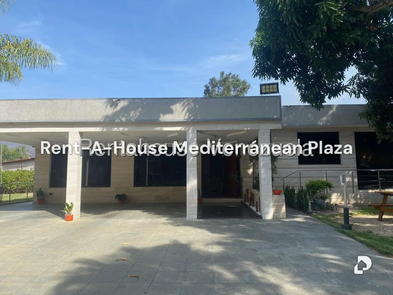 Casa en La Cumaca, San Diego – 1