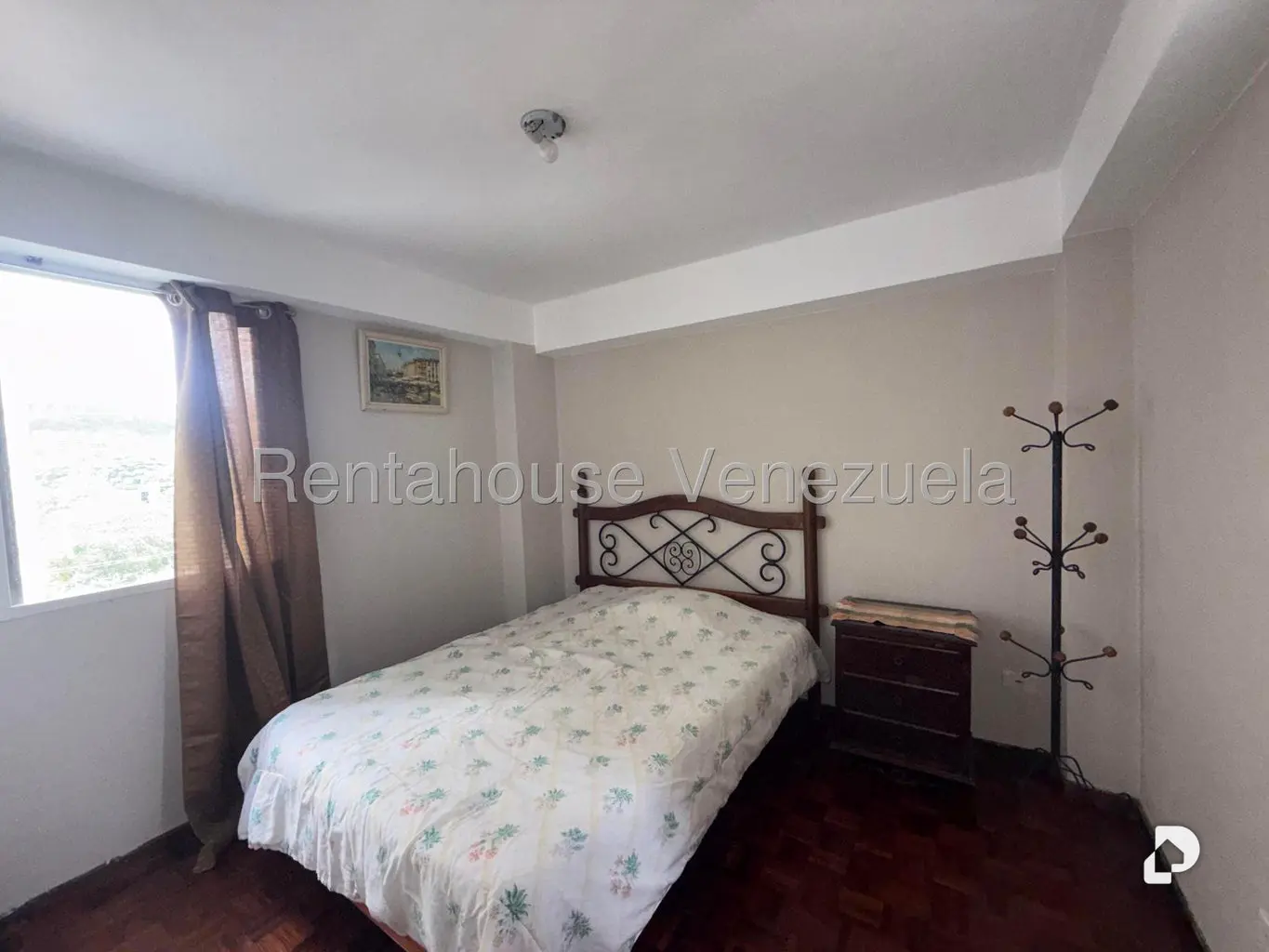 Apartamento en Santa Rosa de Lima, Caracas – 23