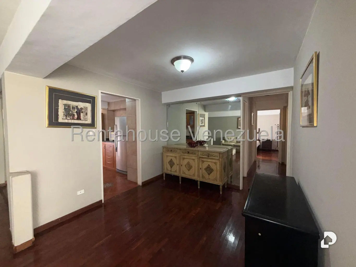 Apartamento en Santa Rosa de Lima, Caracas – 11