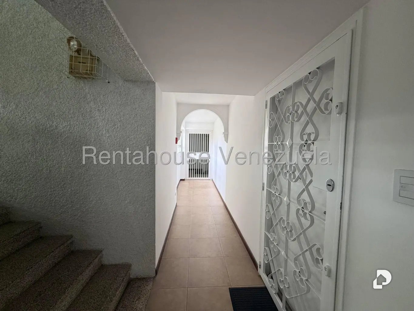 Apartamento en Santa Rosa de Lima, Caracas – 6