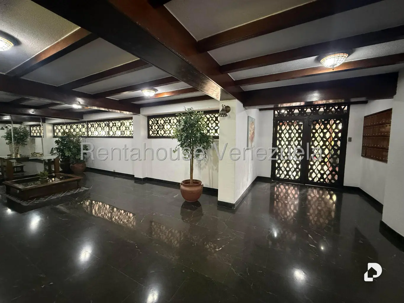 Apartamento en Santa Rosa de Lima, Caracas – 3